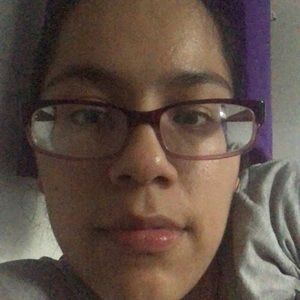 Meet your Posher, Lorena